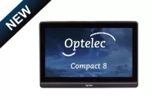 Görüntüde Compact 8 cihazı görünüyor. Cihaz taşınabilir ince bir tasarıma sahip. Cihazın ön kısmı büyük bir dokunmatik ekrandan oluşuyor, Ekranda Optelec Compact 8 yazılı, gökyüzü temalı bir arka plan gösteriliyor. Ekranın etrafında ince bir çerçeve var ve altta Optelec yazıyor. Sol üst köşede Yeni etiketi mevcut. Cihaz, kompakt ve modern bir görünüme sahip, seyahat veya günlük kullanım için uygun görünüyor.